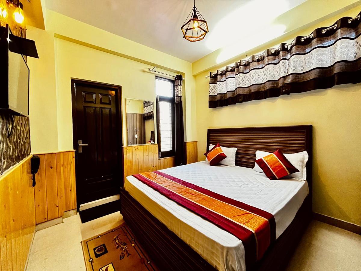 Nirvana Rooms Shimla Zewnętrze zdjęcie